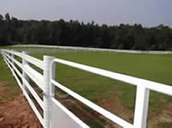 A quality horse fence installation located in Powhatan, Virginia.